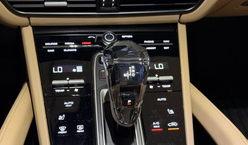 
								Porsche Cayenne Coupe 3.0 Auto 4WD 2023 full									