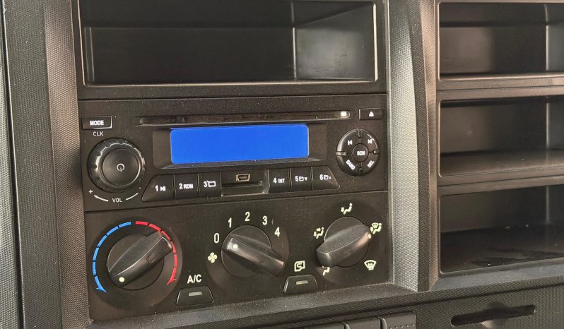 
								YUEJIN NJ713 CAMION CARGA 2018 SEMI NUEVO full									